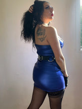 Lade das Bild in den Galerie-Viewer, Electric Vixen Kleid