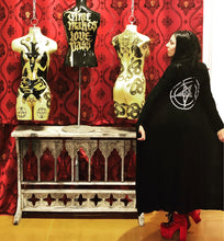 Load image into Gallery viewer, Pentagram medallion duster cardigan
